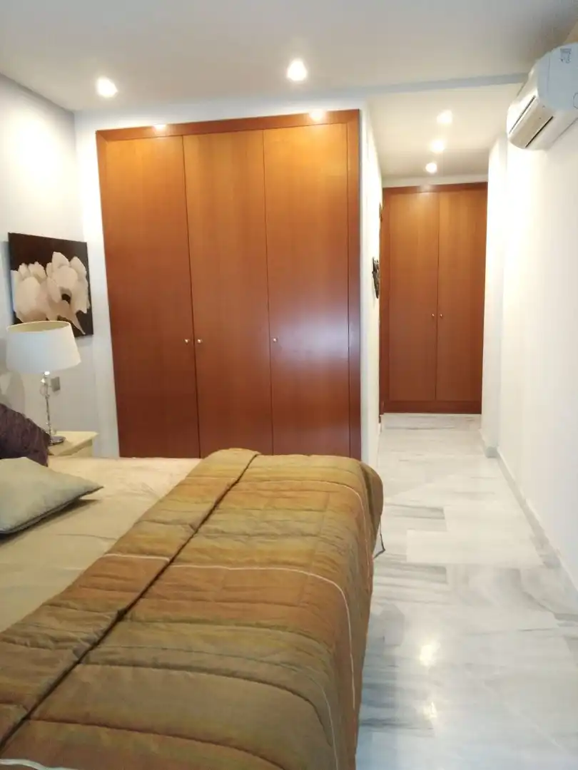 Bedroom of Flat for sale in Benahavís  with Air Conditioner, Storage room and Furnished