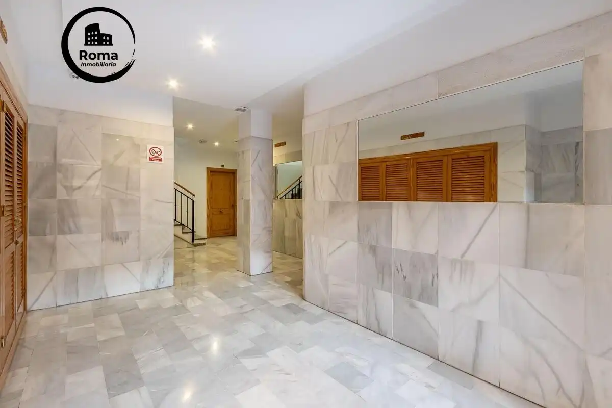 Piso en venta en Las Gabias con Aire acondicionado, Balcón y Piscina comunitaria