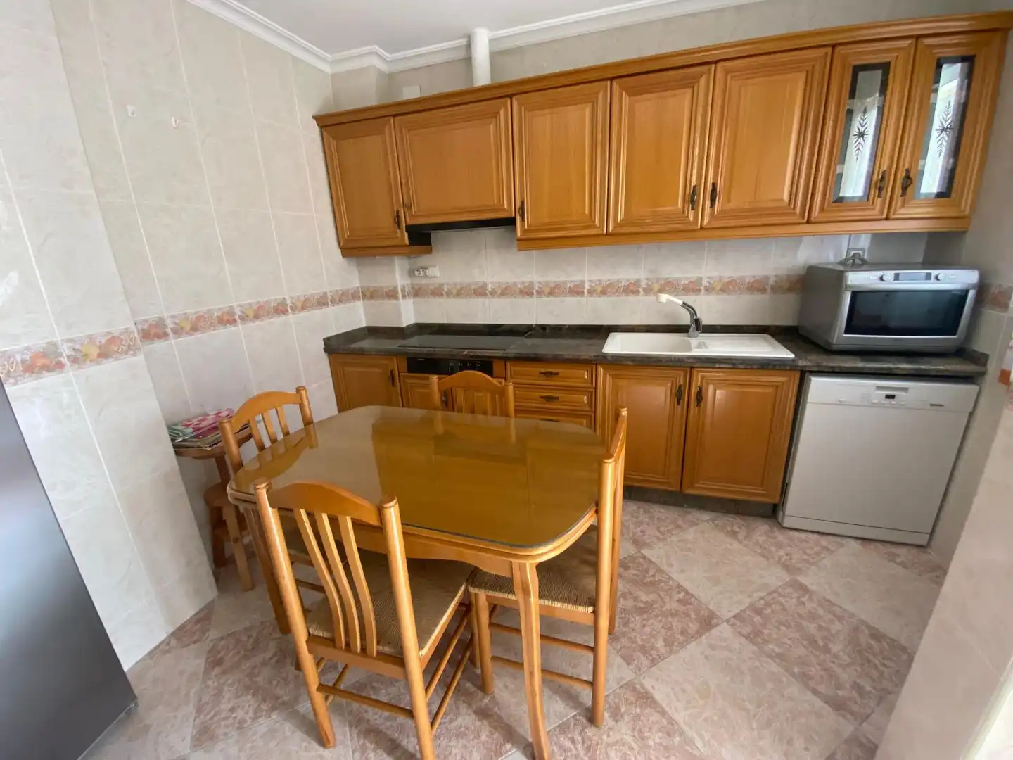 Cocina de Piso de alquiler en Albacete con Calefacción, Amueblado y Balcón
