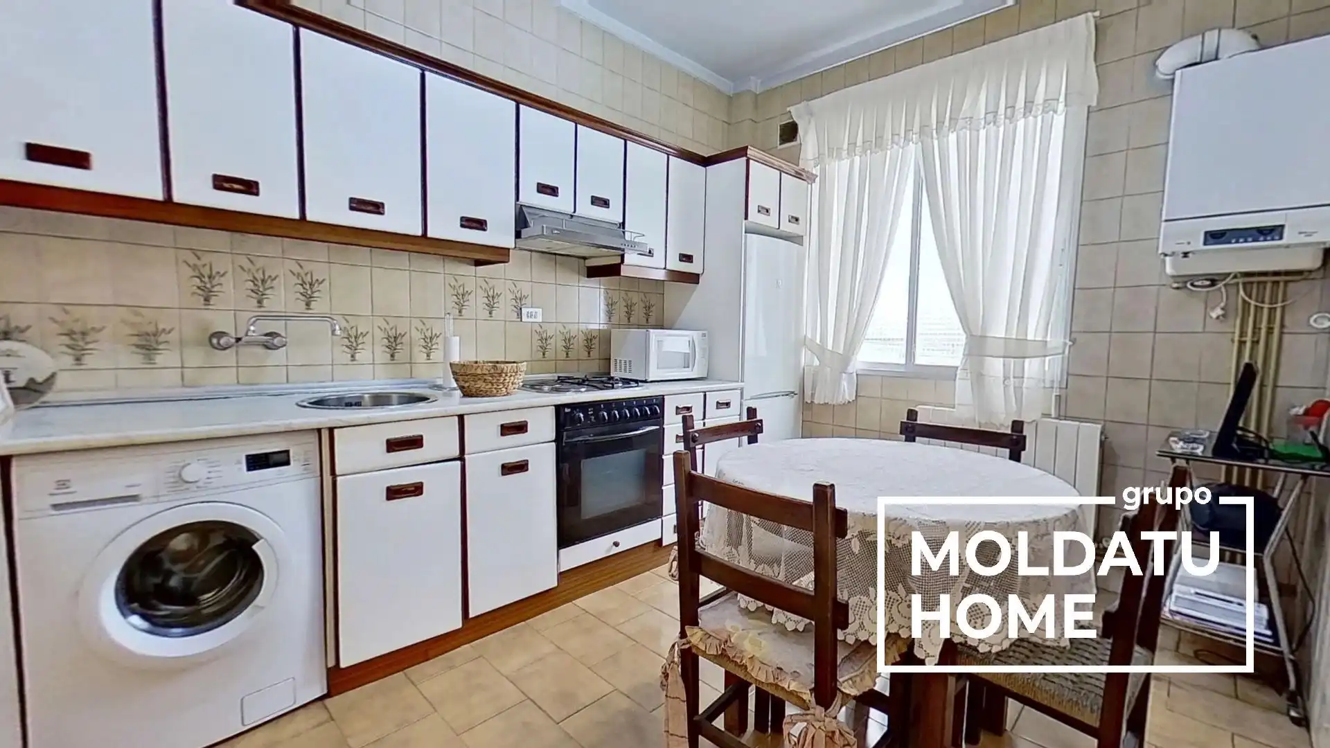 Kitchen of Flat for sale in Bilbao   with Heating and Terrace