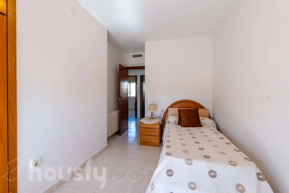 Bedroom of Houses for sale in Vilanova i la Geltrú  with Air Conditioner, Heating and Private garden
