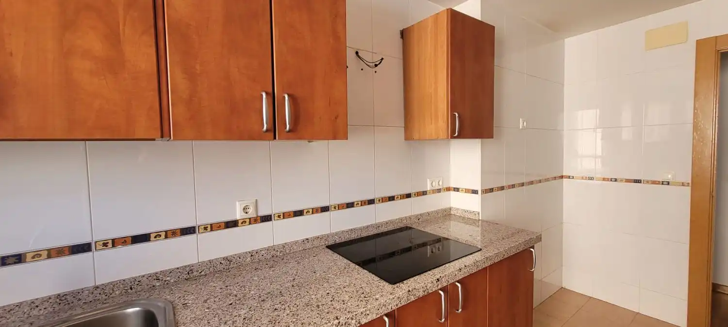 Cocina de Piso en venta en Balazote con Calefacción, Parquet y Trastero