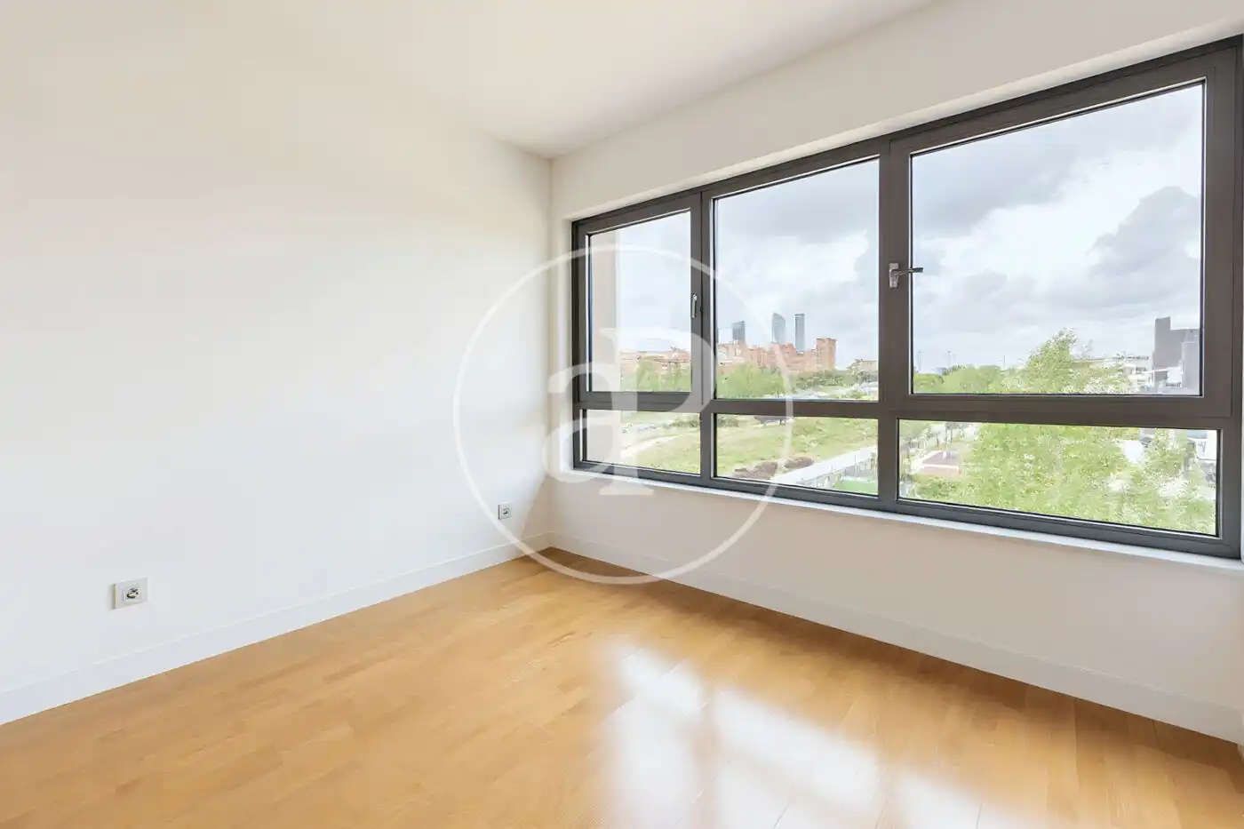 Schlafzimmer von Wohnung zur Miete in Madrid mit Klimaanlage, Heizung und Abstellraum