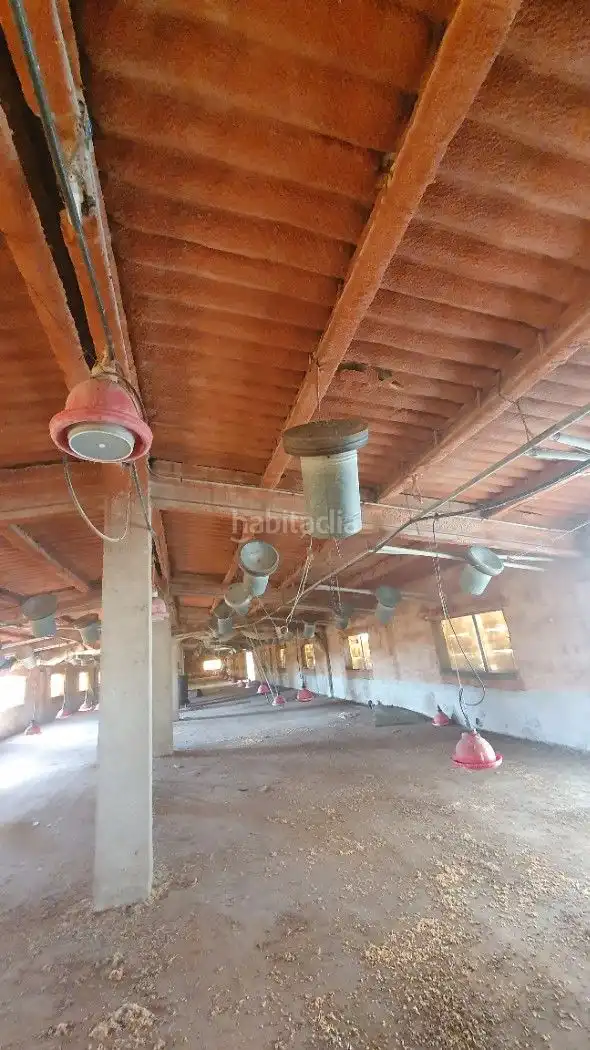Local comercial en venda a Avenida Maestrazgo 1, imagen 4
