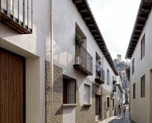 Exterior view of Duplex for sale in  Granada Capital  with Air Conditioner