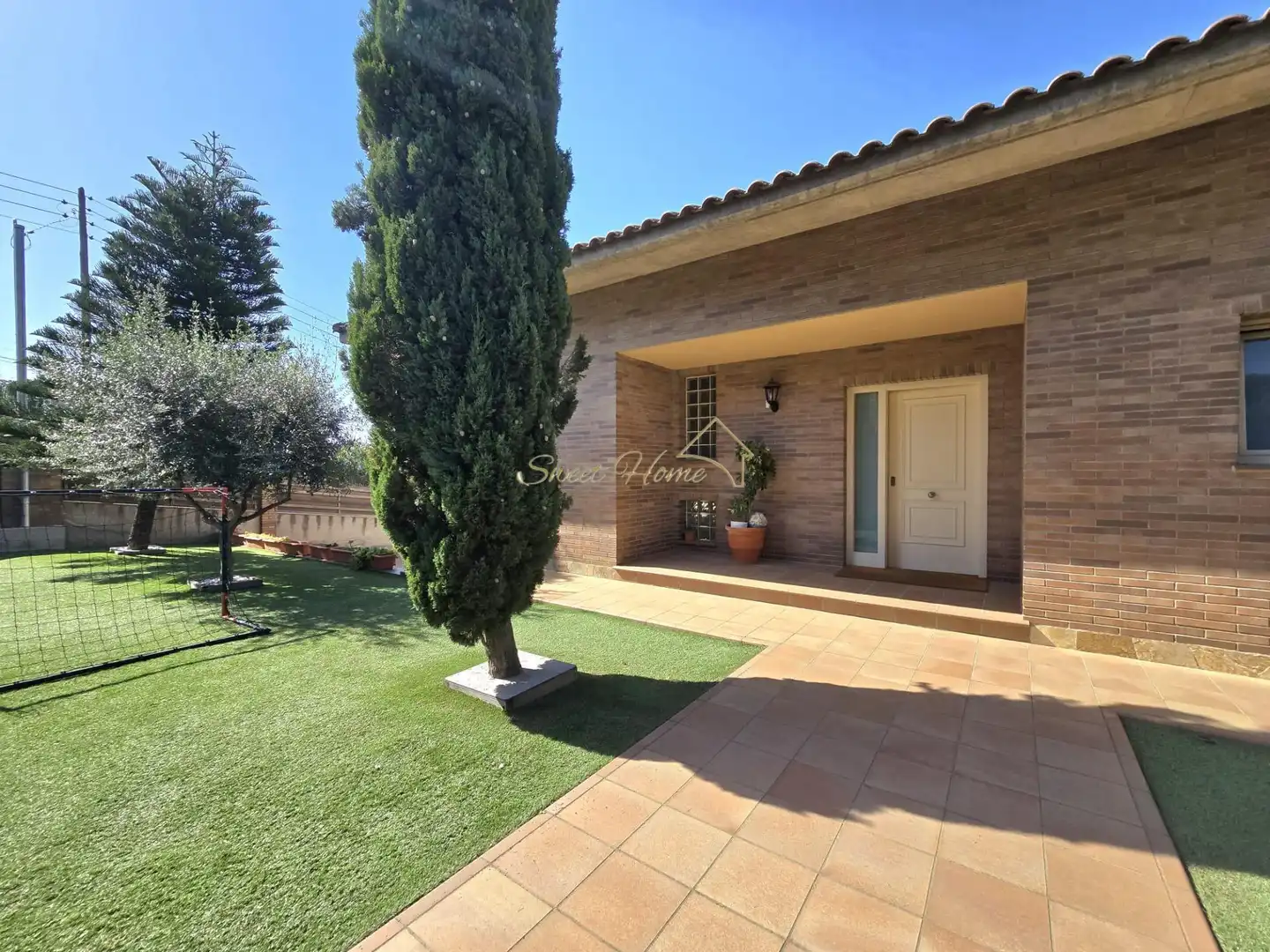 Garden of Houses for sale in Cabrils  with Air Conditioner, Heating and Private garden