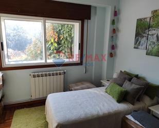 Dormitori de Casa o xalet en venda en Vigo  amb Aire condicionat, Calefacció i Jardí privat