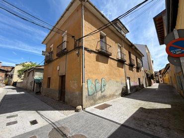 Casa en venda a Calle Calle Estafeta