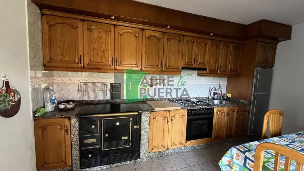 Chalet con jardín en venta en Xunqueira de Ambía, imagen 32