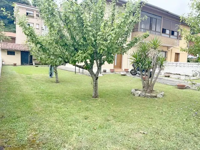 Casa adosada en venda en Reocín amb Jardí privat, Terrassa i Traster