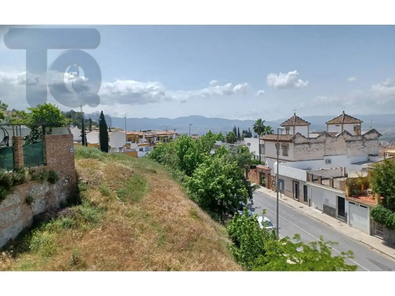 Vista exterior de Casa o xalet en venda en Granada amb Jardí privat i Terrassa