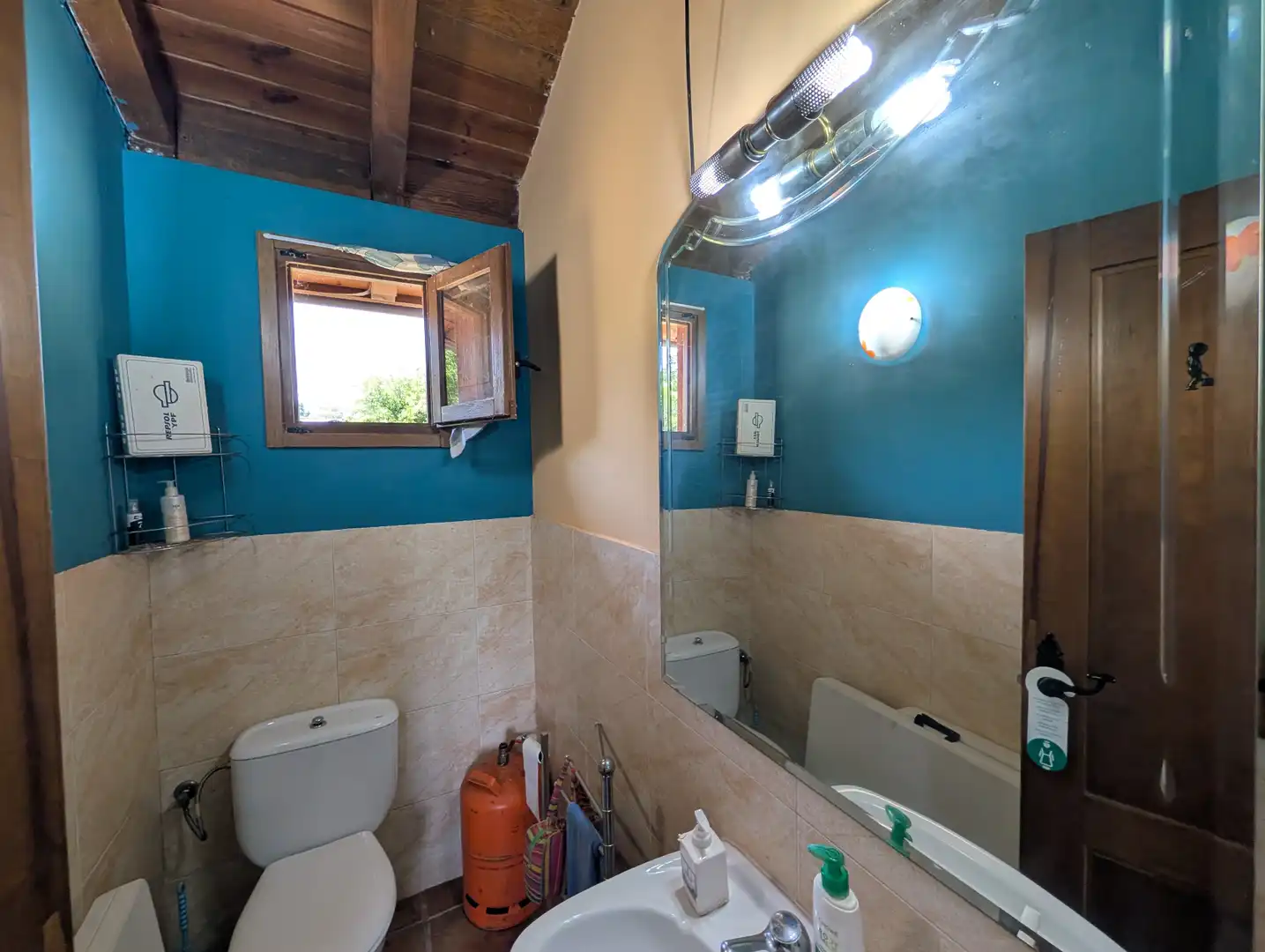 Bathroom of Houses for sale in Zorraquín  with Heating, Private garden and Terrace