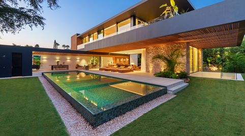 Ubicada en la exclusiva comunidad privada de Parcelas del Golf, combina un diseño refinado, belleza natural y una ubicación privil, imatge 5