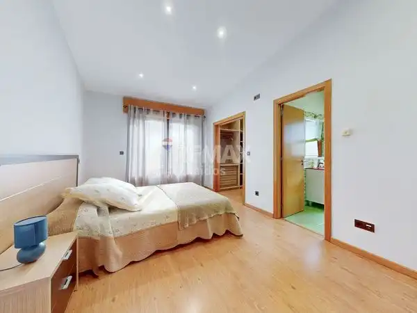 House for sale in Rua Vendanova, imagen 24