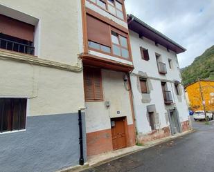 Exterior view of Building for sale in Mendaro