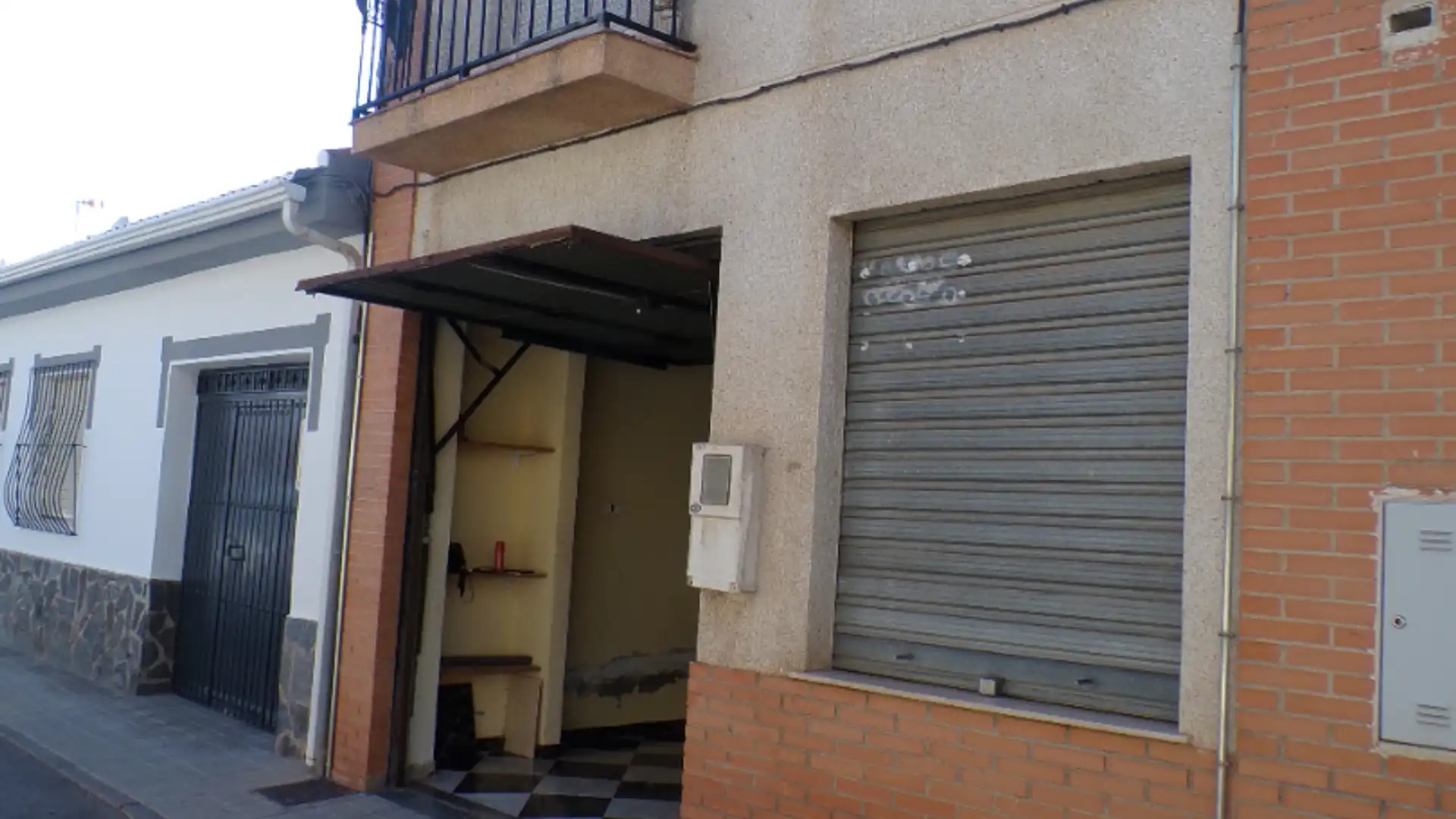 Vista exterior de Local en venta en Fuente Vaqueros