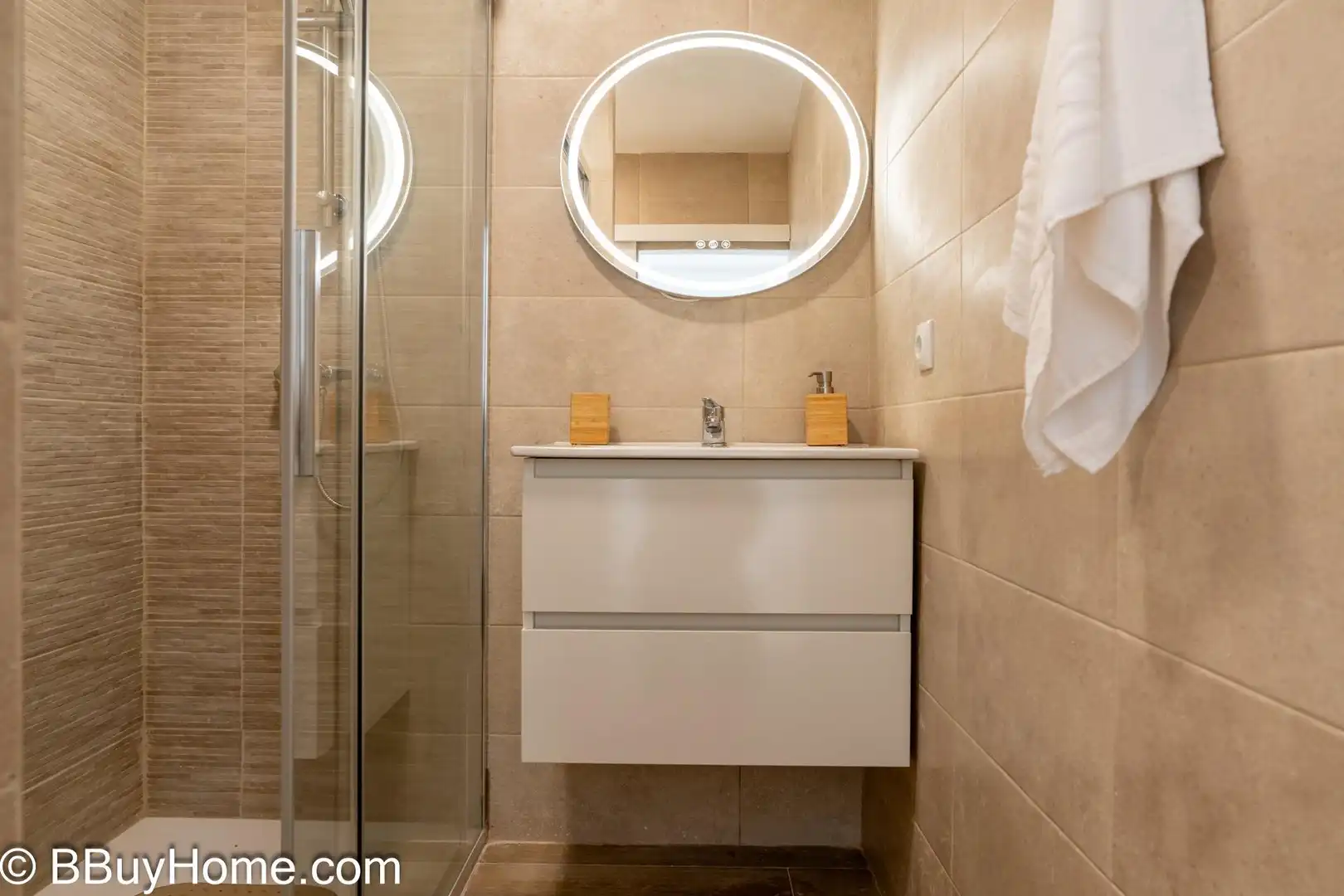 Bathroom of Flat for rent in Las Palmas de Gran Canaria  with Furnished