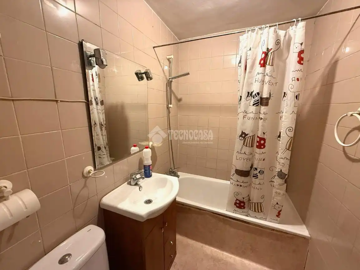 Baño de Piso en venta en Madrid con Aire acondicionado, Calefacción y Terraza