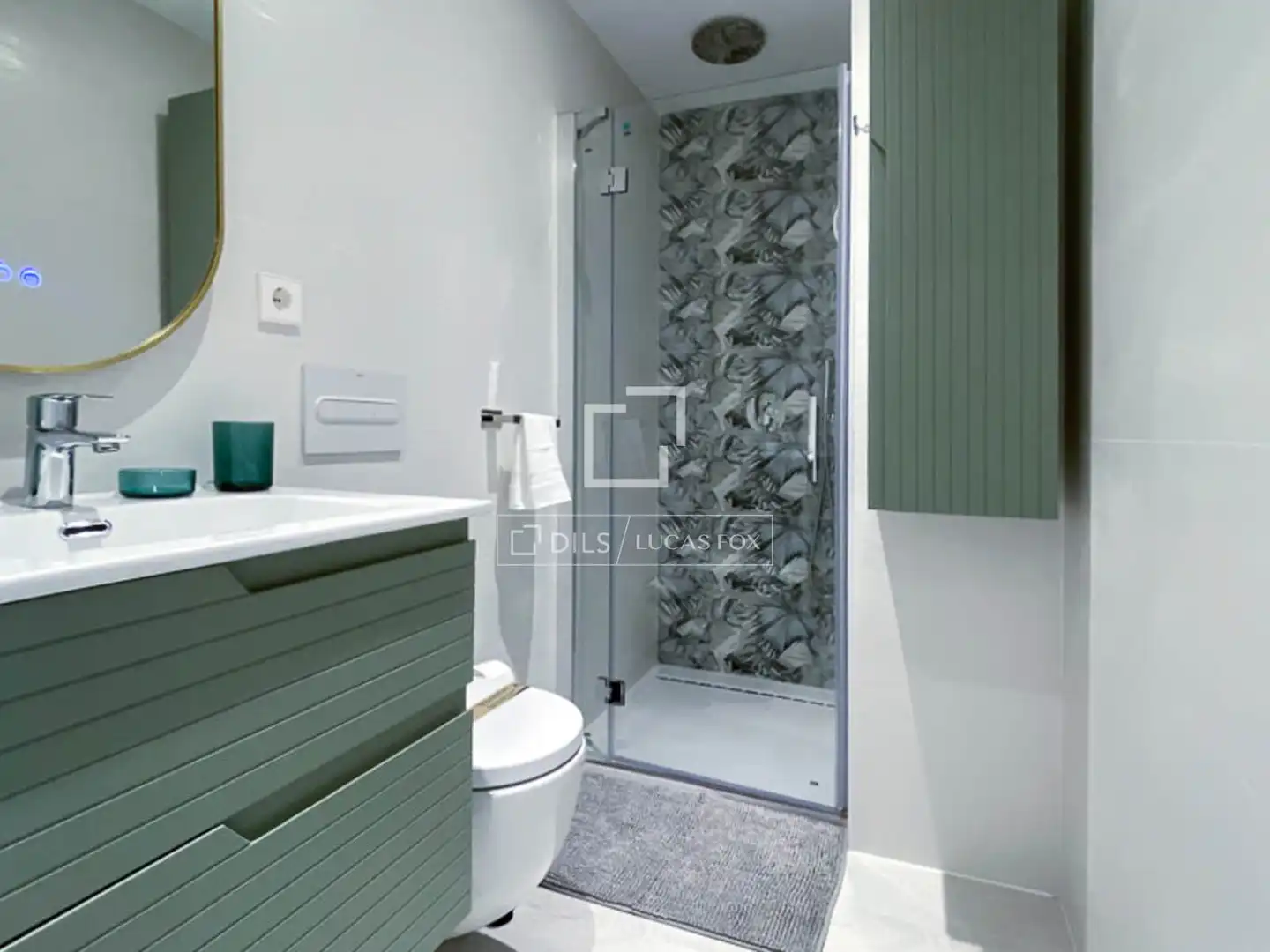Baño de Piso de alquiler en Sant Miquel de Fluvià con Aire acondicionado, Parquet y Amueblado