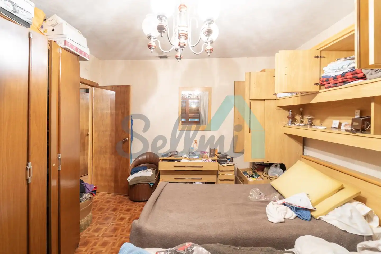Dormitori de Casa adosada en venda en Oviedo  amb Calefacció, Terrassa i Traster