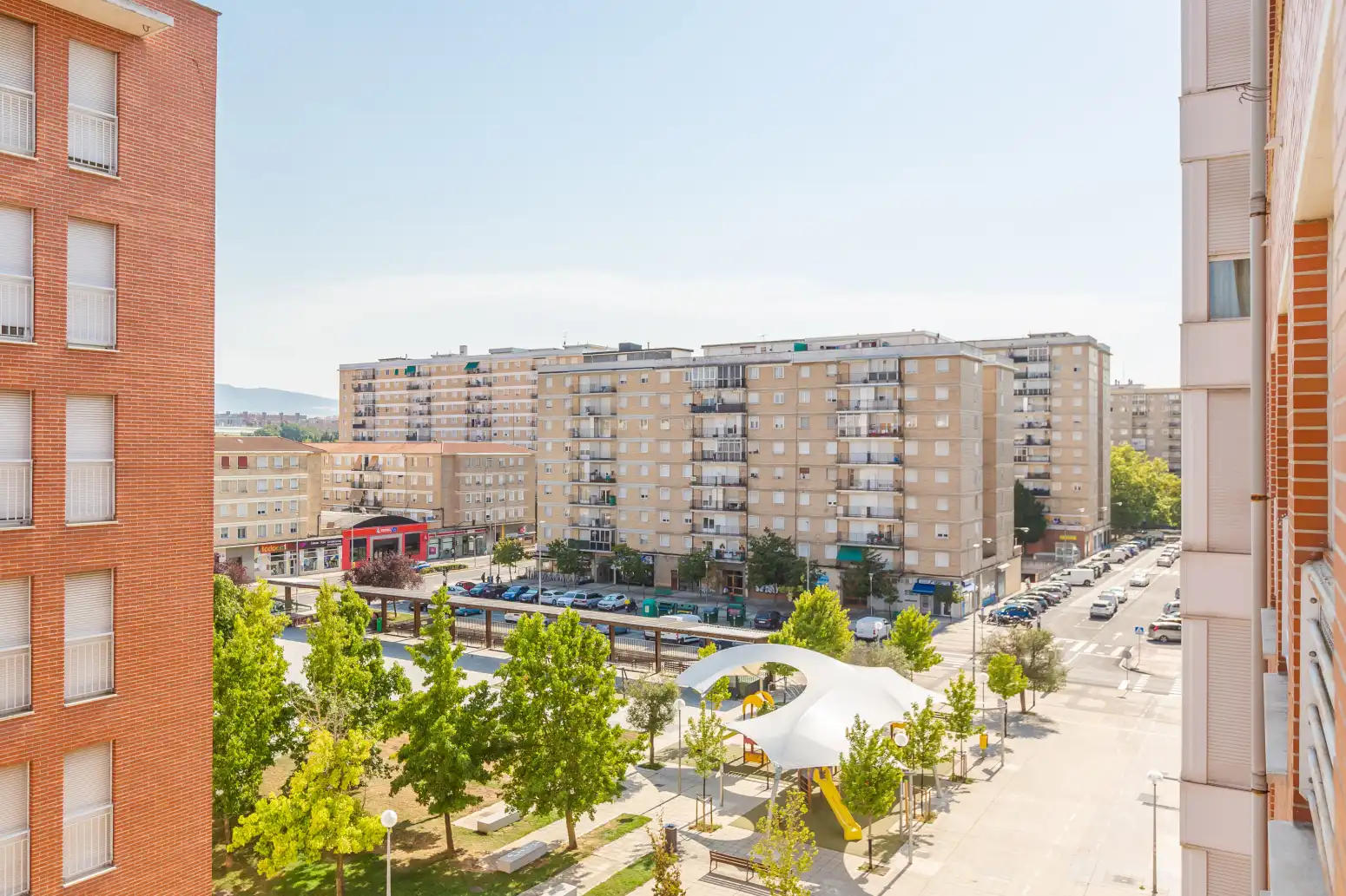 Vista exterior de Pis en venda en  Pamplona / Iruña amb Calefacció, Parquet i Traster