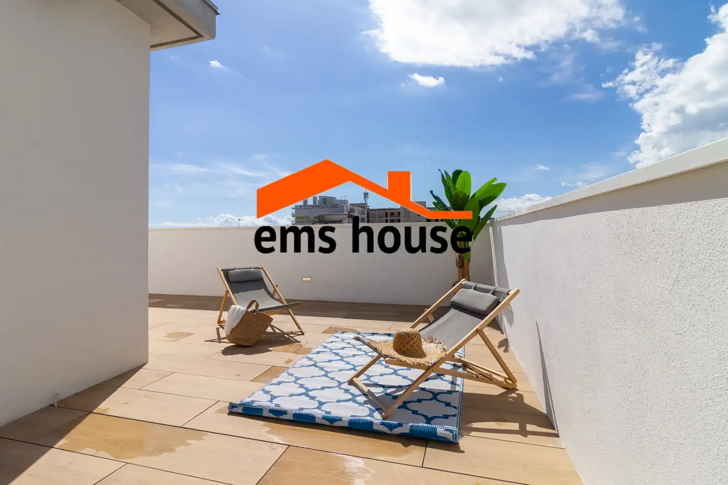 Ático de obra nueva con terraza en venta en Passeig de Josep Mundet 9, imagen 27