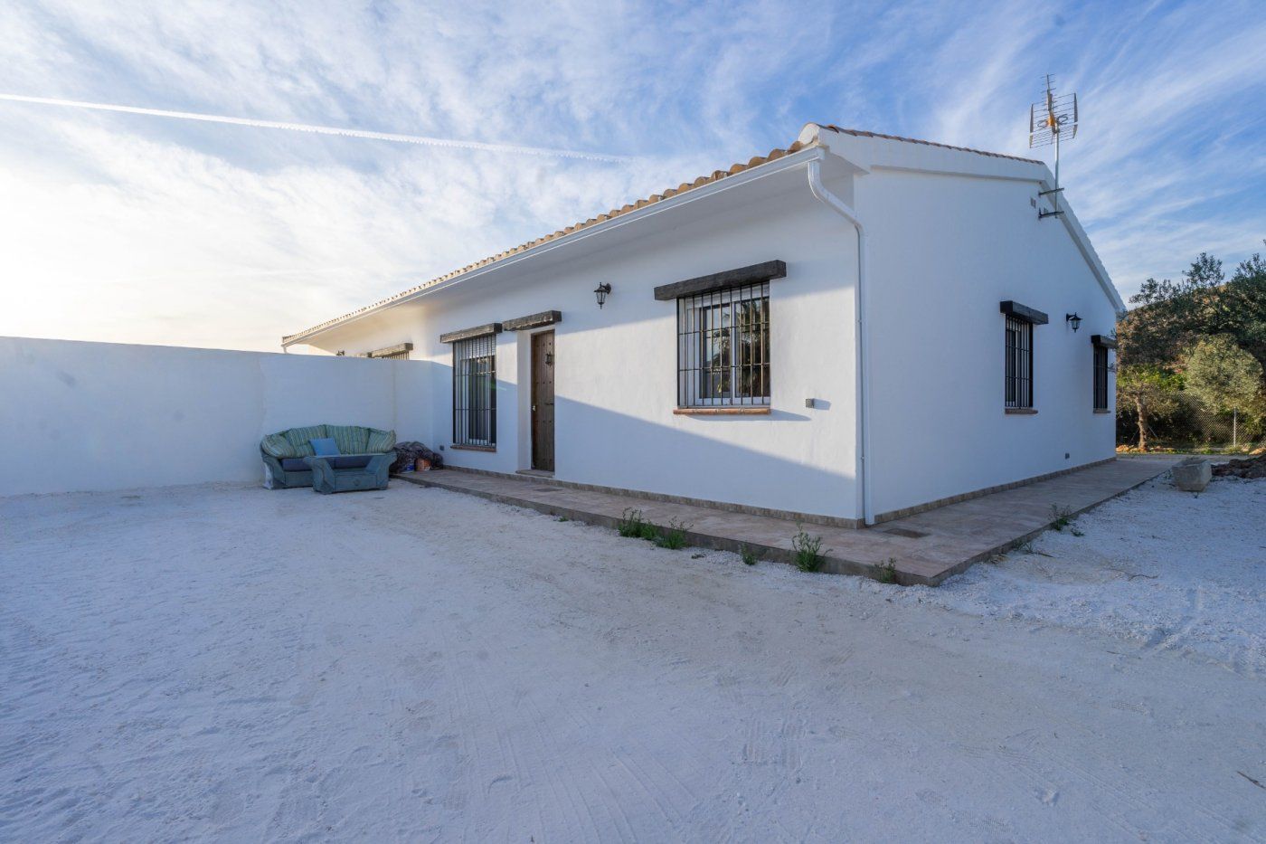 Exterior view of Single-family semi-detached to rent in Alhaurín de la Torre  with Private garden and Terrace