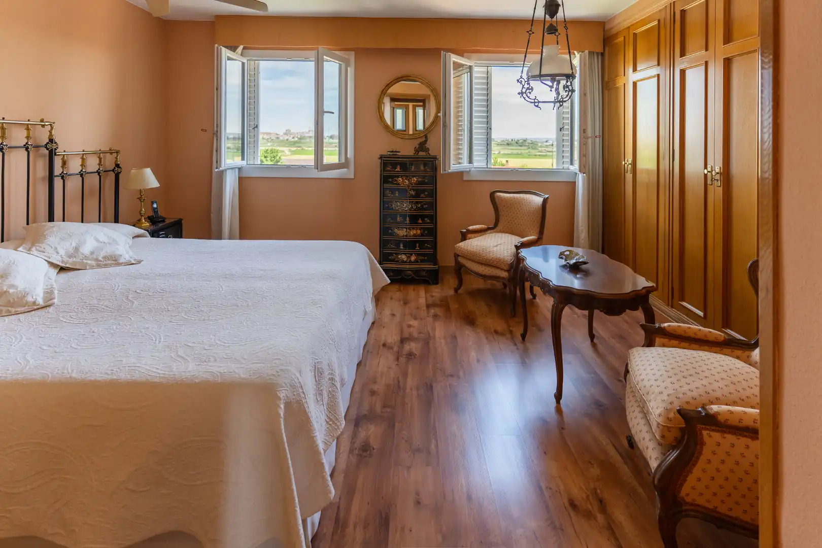 Detached homes for sale in Avenida de Movera, Movera