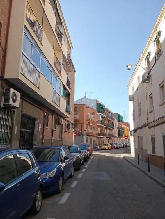 Vista exterior de Planta baixa en venda en Madrid