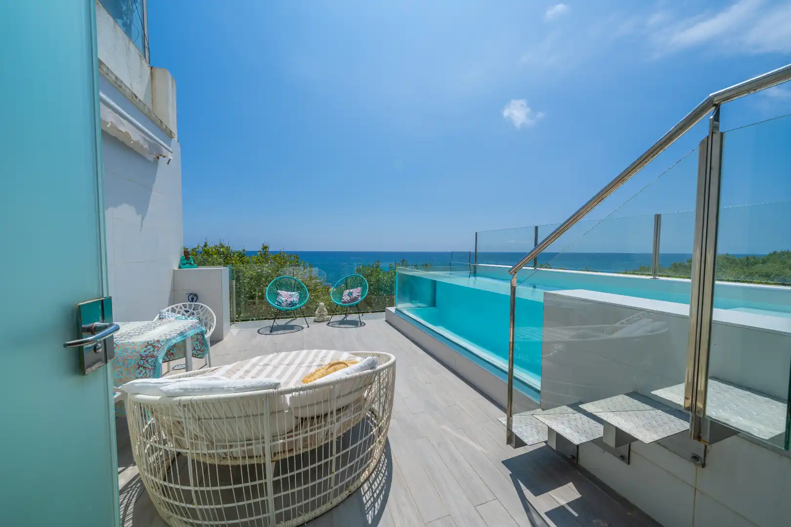 Terrasse von Dachboden zum Verkauf in Calella mit Klimaanlage, Terrasse und Schwimmbad