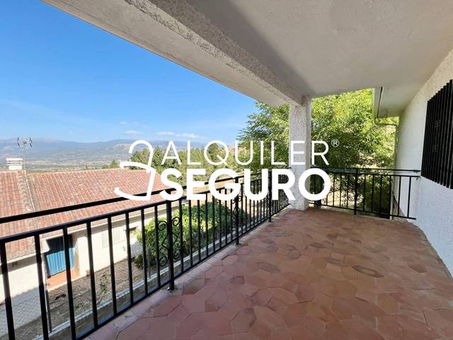 Casa-chalet en Alquiler en del Marques de Pontejos en Garganta de los Montes