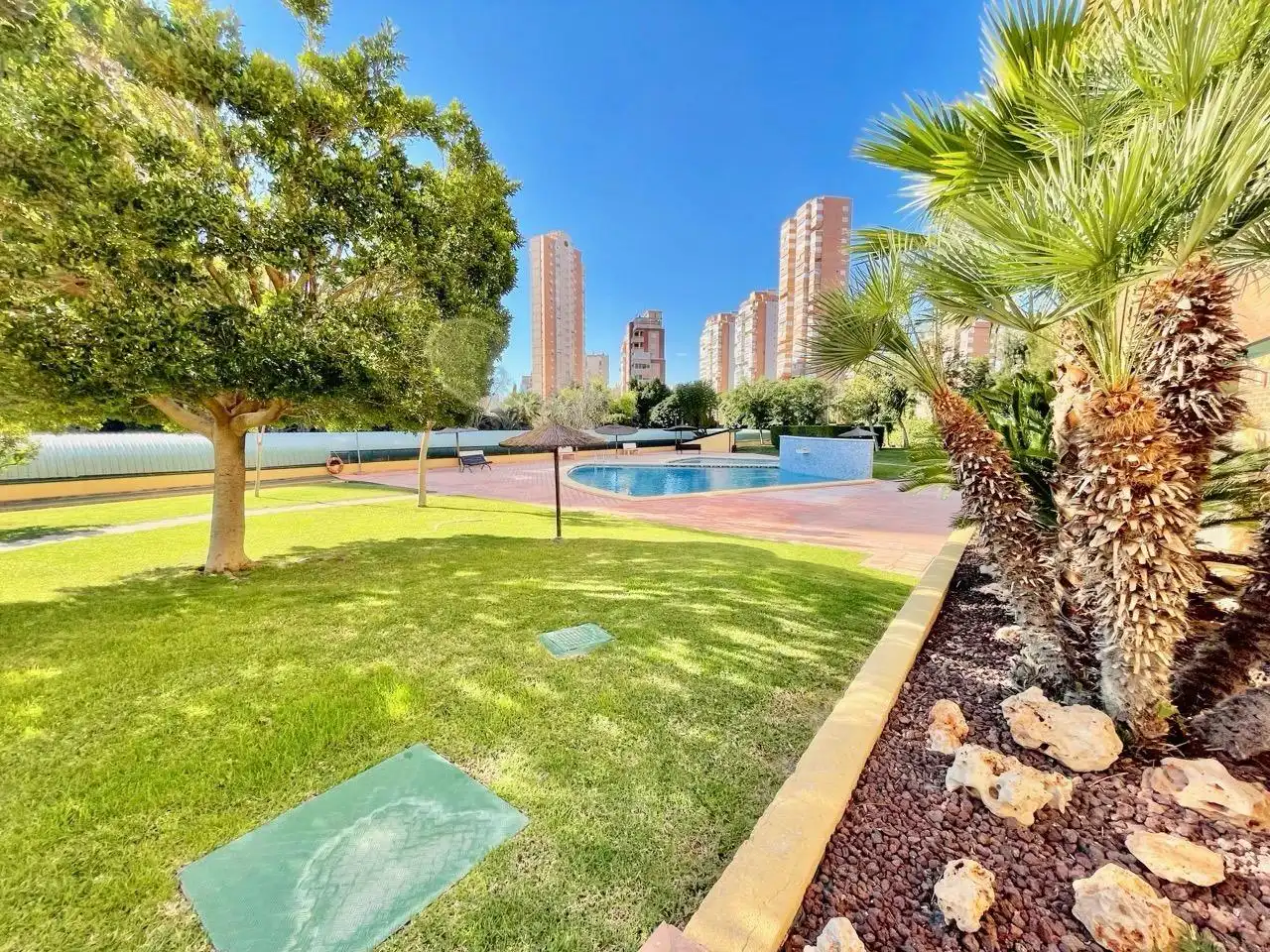 Mini appartamento con piscina in vendita a Juzgados - Plaza de Toros, imagen 2