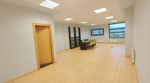 Foto 3 de Oficina de lloguer a Secundino Roces Riera, Llanera, Asturias