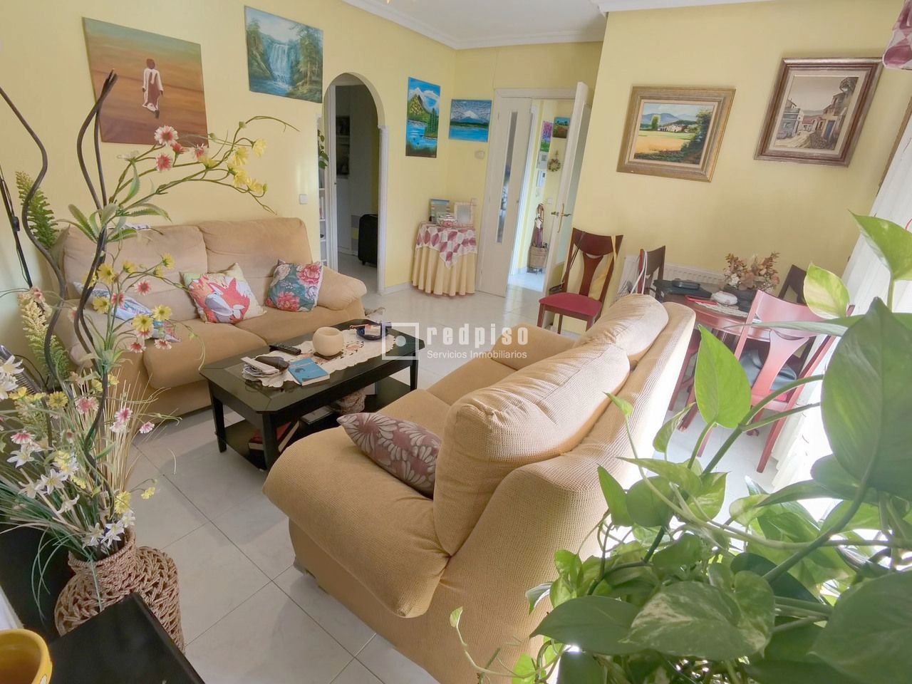 Sala de estar de Ático en venta en Fuenlabrada con Calefacción, Parquet y Terraza
