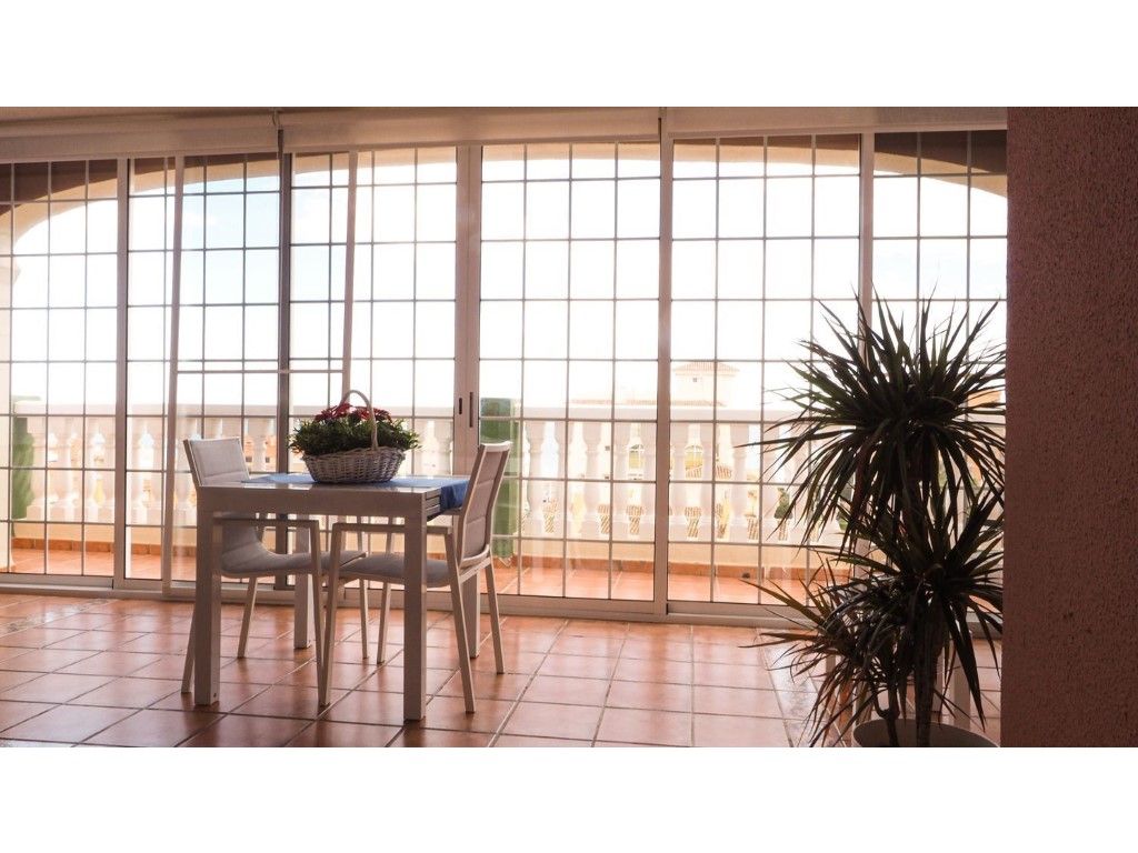 Menjador de Àtic en venda en Sueca amb Jardí privat, Terrassa i Piscina