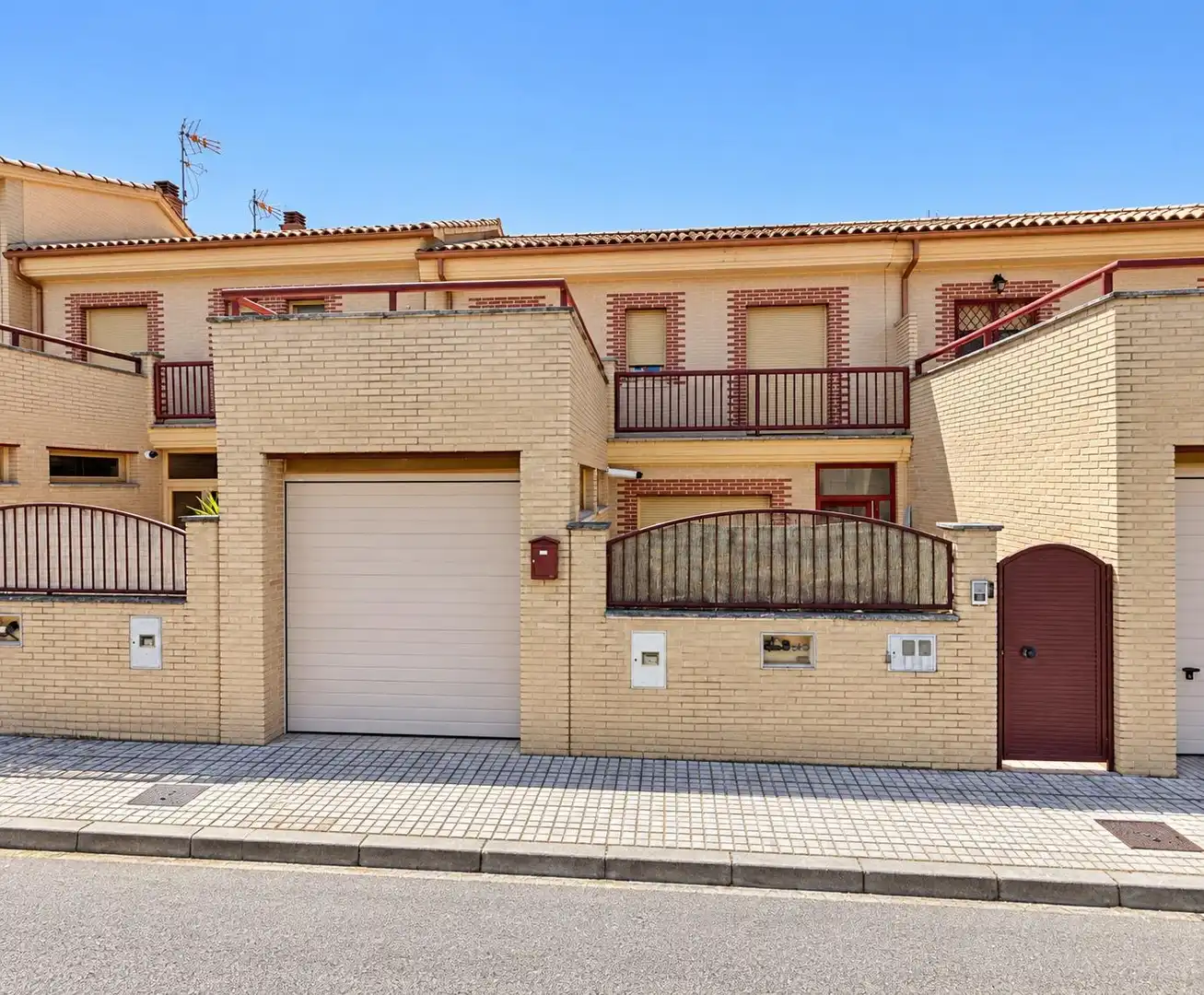 Detached homes for sale in Plasencia, Cáceres