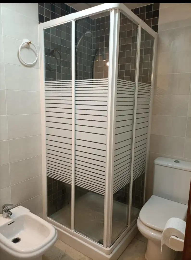 Bathroom of Flat for rent in Punta Umbría  with Furnished, Oven and Washing machine