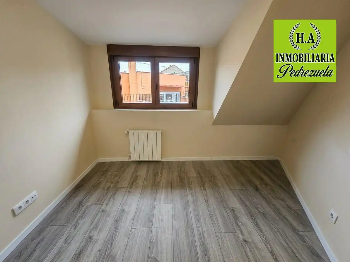 Bedroom of Flat for sale in Pedrezuela  with Heating