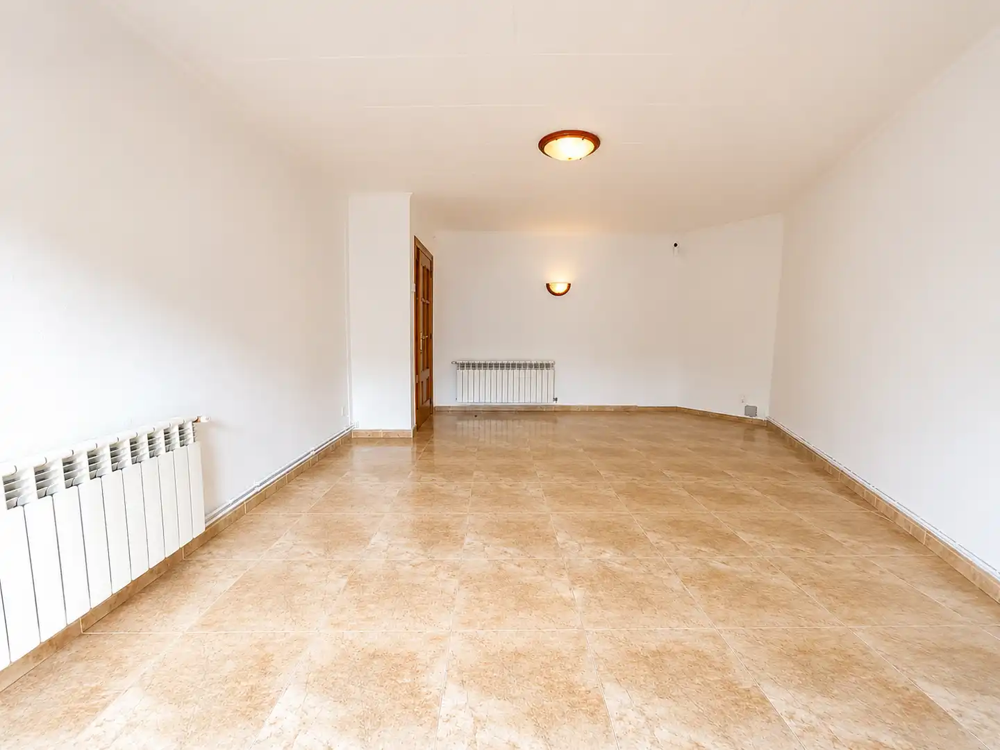 Sala d'estar de Pis en venda en Torelló amb Calefacció