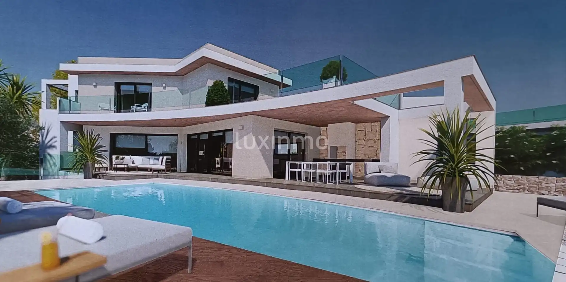 Detached house with pool for sale in Marisol Park - Ortembach - Los Almendros