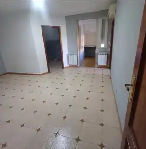 Appartamento in vendita a C/ Lardero, imagen 3