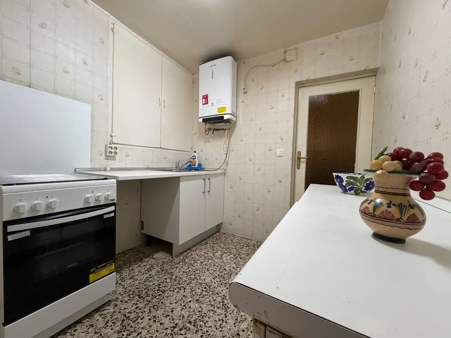Kitchen of Flat for sale in Madrid  with Air Conditioner, Heating and Furnished