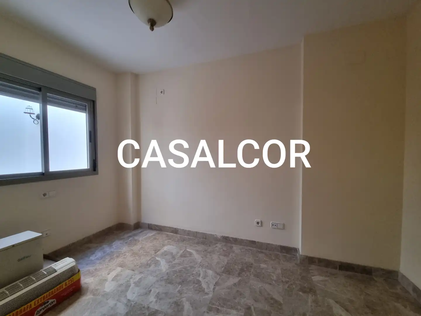 Dormitori de Dúplex en venda en Mairena del Alcor amb Aire condicionat i Terrassa