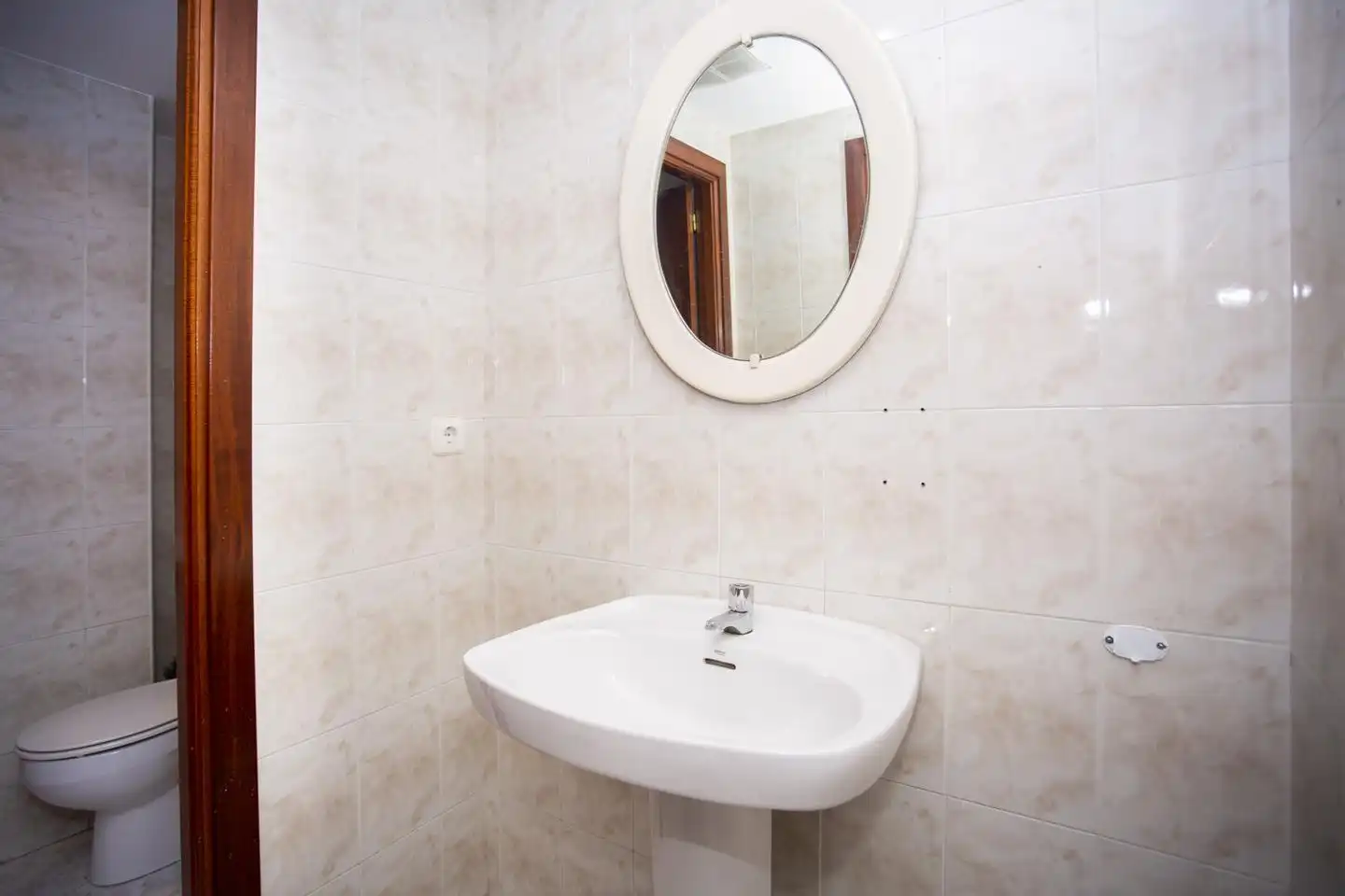 Baño de Oficina de alquiler en Burlada / Burlata