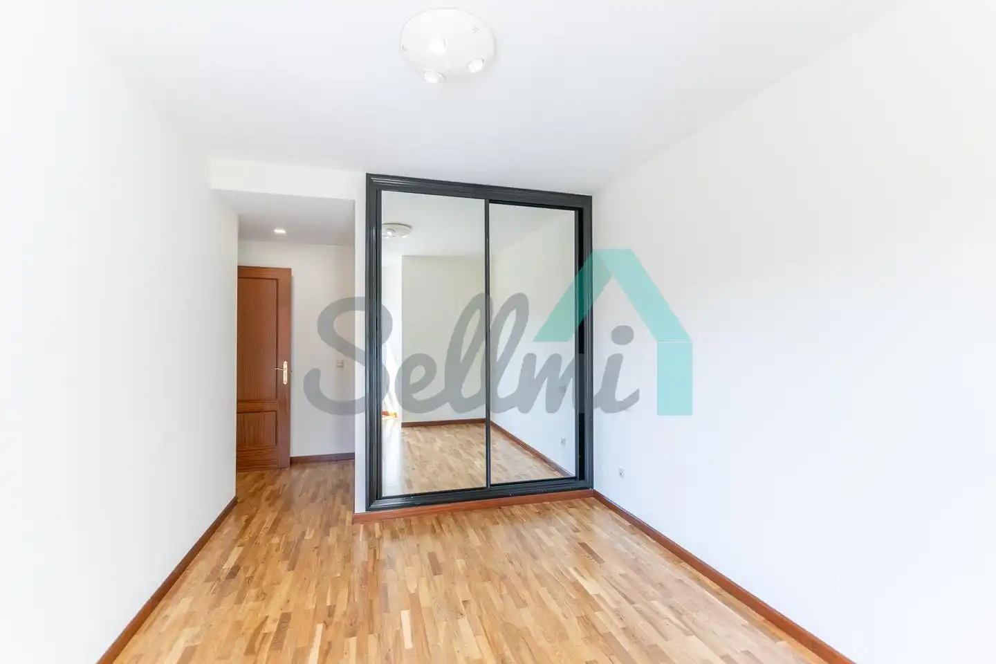 Schlafzimmer von Wohnung zum Verkauf in Oviedo  mit Heizung, Parkett und Terrasse