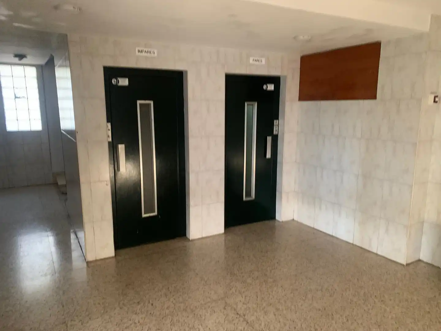 Flat for sale in Sevilla  with Air Conditioner and Furnished