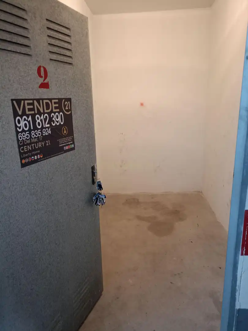 Garage zum Verkauf in Riba-roja de Túria