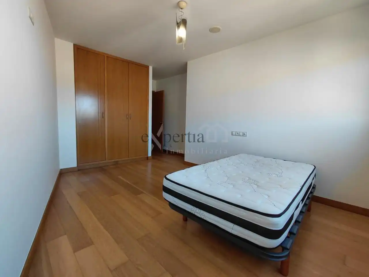 Bedroom of Flat for sale in A Pobra do Caramiñal  with Heating and Storage room