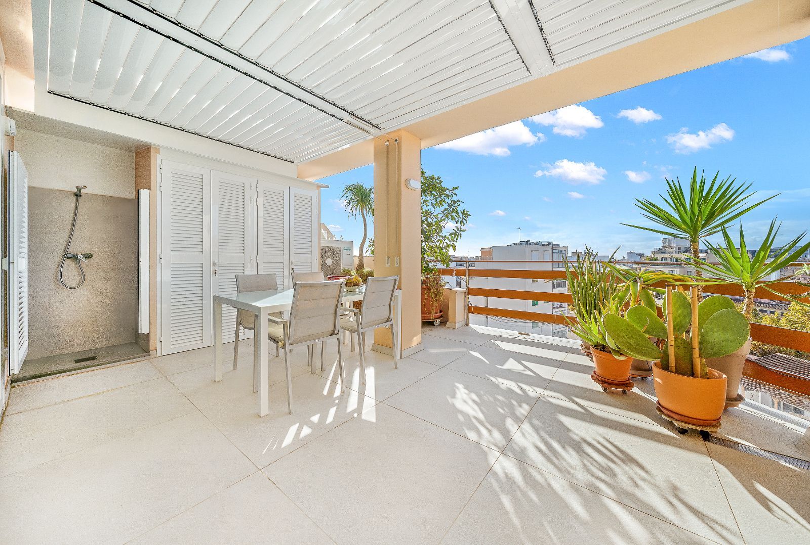 Terraza de Ático en venta en  Palma de Mallorca con Aire acondicionado, Calefacción y Terraza