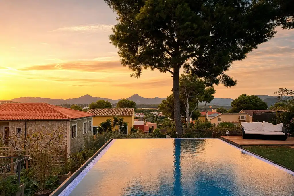 Chalet con piscina en venta en El Toro, imagen 3